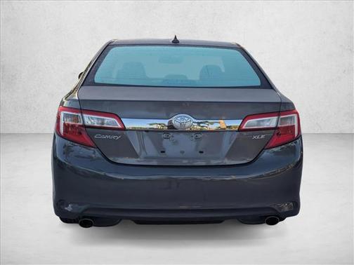 Magnetic Gray Metallic 2014 Toyota Camry XLE
