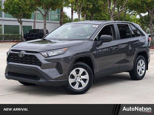 2022 Toyota RAV4 LE