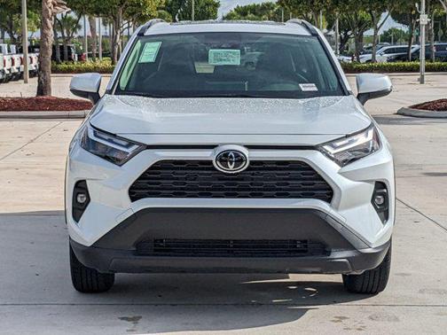 2025 Toyota RAV4 Hybrid XLE Premium