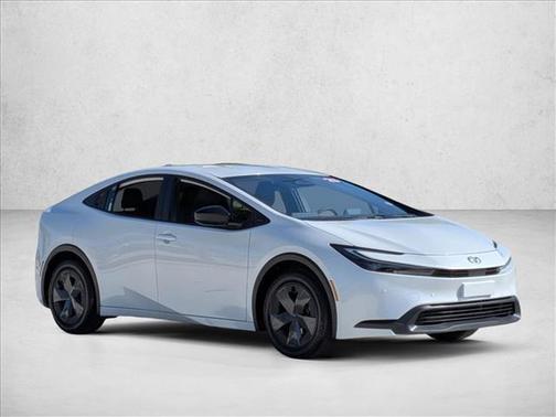 2025 Toyota Prius LE