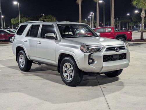 2022 Toyota 4Runner SR5