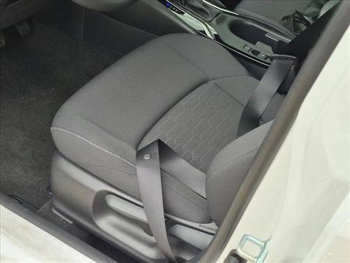 Wind Chill Pearl 2026 Toyota Corolla SE