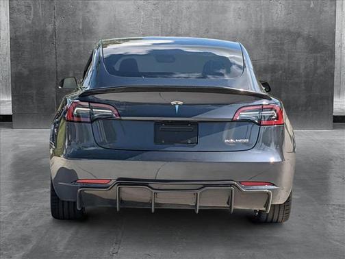 2023 Tesla Model 3 Performance