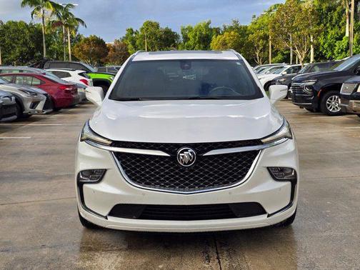 White Frost Tricoat 2022 Buick Enclave FWD Avenir
