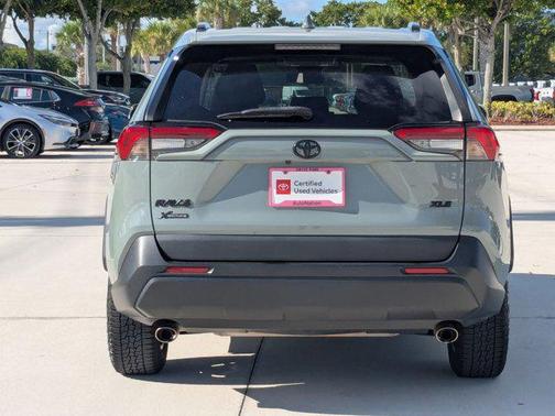 2021 Toyota RAV4 XLE