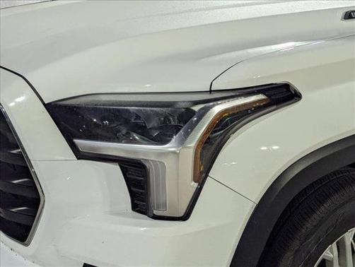 Ice Cap 2025 Toyota Sequoia SR5