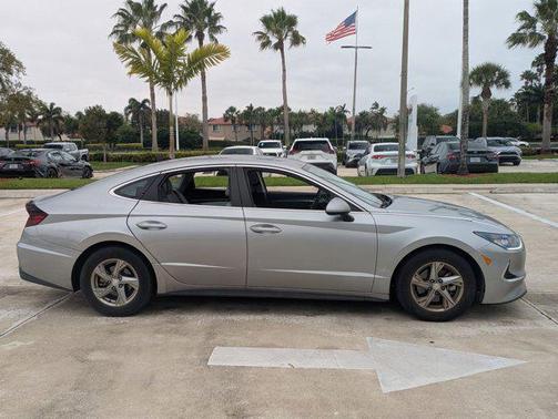 2020 Hyundai SONATA SE