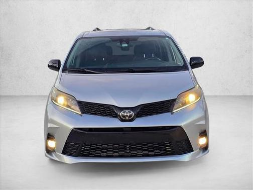 Predawn Gray Mica 2020 Toyota Sienna SE Premium