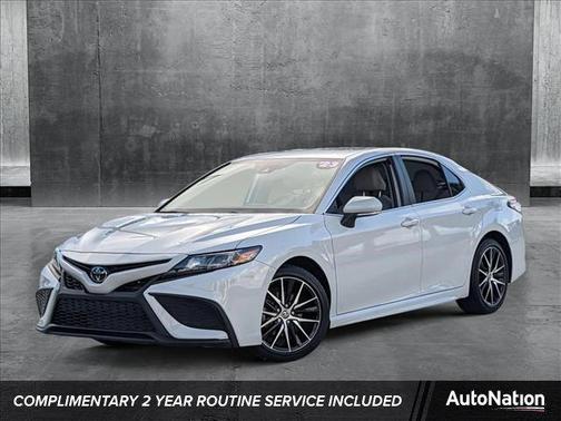 2023 Toyota Camry SE