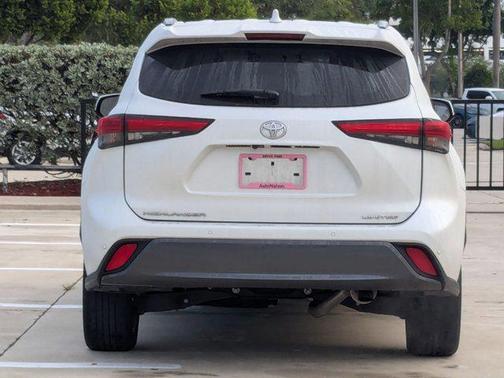 2023 Toyota Highlander Limited