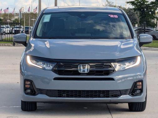 2025 Honda Odyssey Elite