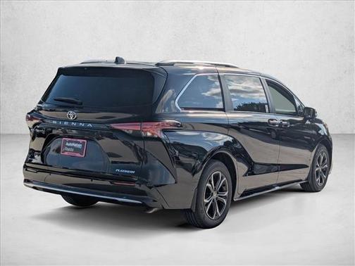 2026 Toyota Sienna Platinum