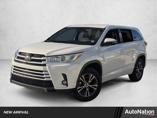 2017 Toyota Highlander LE Plus