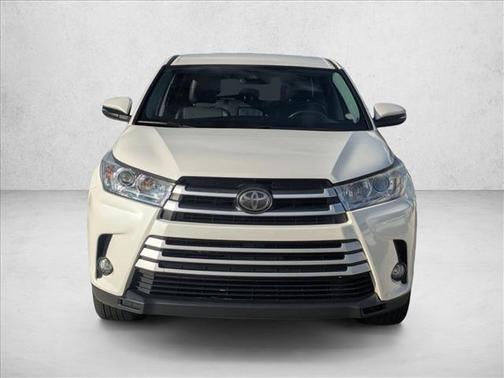 2017 Toyota Highlander LE Plus