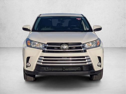 2017 Toyota Highlander LE Plus