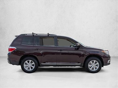 2011 Toyota Highlander SE