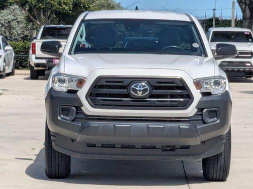 2019 Toyota Tacoma SR