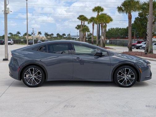 Guardian Gray 2025 Toyota Prius XLE