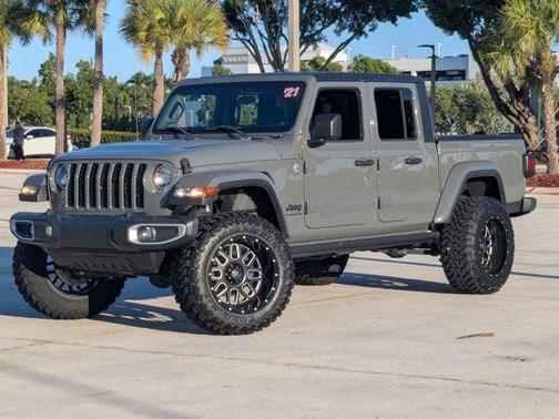 2021 Jeep Gladiator Sport S