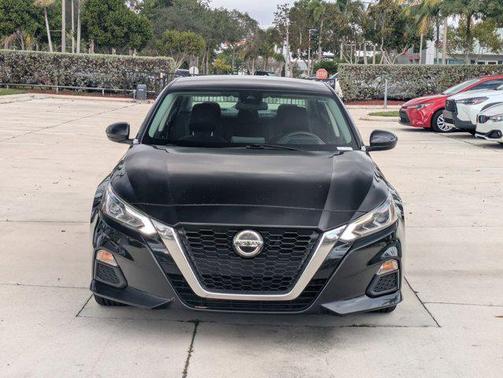2021 Nissan Altima 2.5 SV