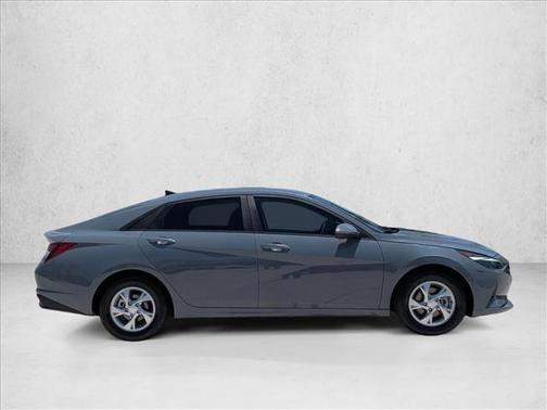 Electric Shadow 2022 Hyundai ELANTRA SE