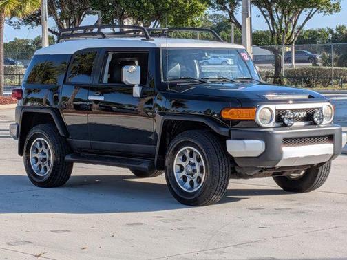 2012 Toyota FJ Cruiser Base