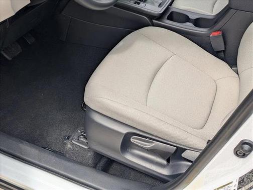 Wind Chill Pearl 2026 Toyota Corolla Cross L