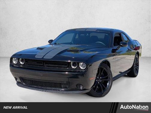 2016 Dodge Challenger SXT