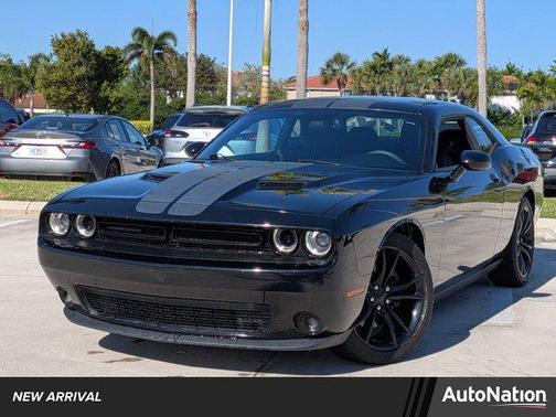 2016 Dodge Challenger SXT