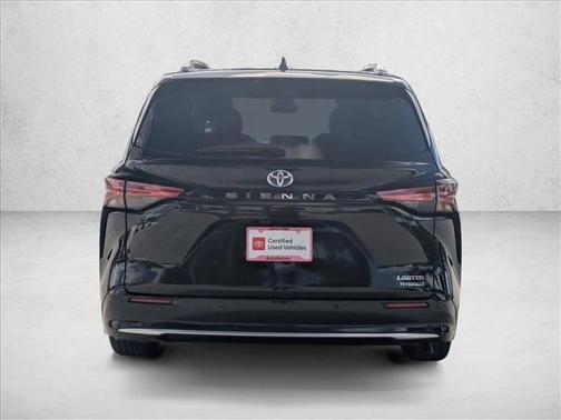 2021 Toyota Sienna Limited 7-Passenger