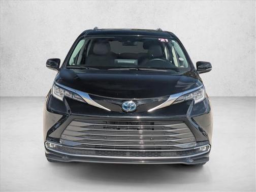 2021 Toyota Sienna Limited 7-Passenger