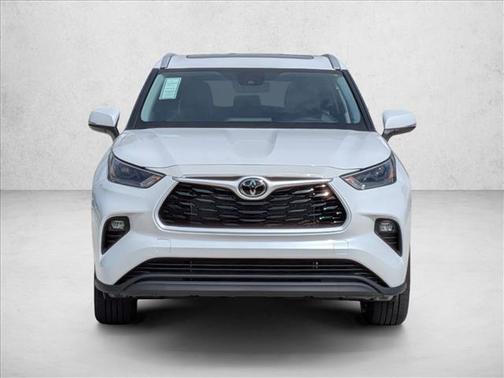 2026 Toyota Highlander XLE