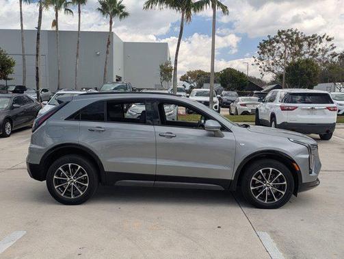 2024 Cadillac XT4 Sport