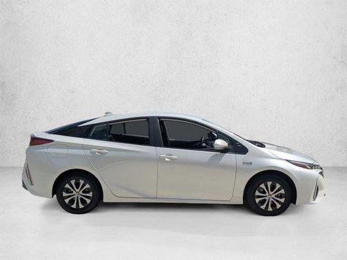 Wind Chill Pearl 2022 Toyota Prius Prime XLE