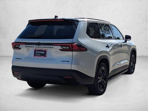 Wind Chill Pearl 2026 Toyota Highlander Hybrid Base