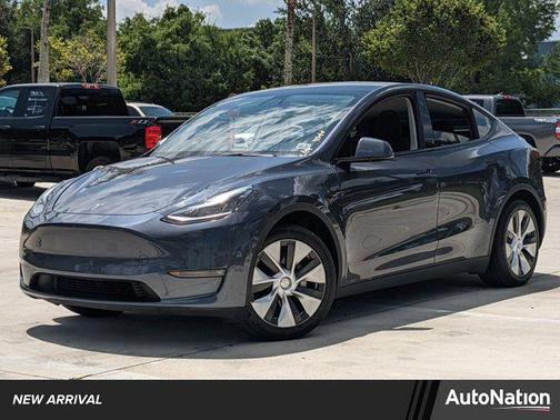 2021 Tesla Model Y Standard Range Rear-Wheel Drive