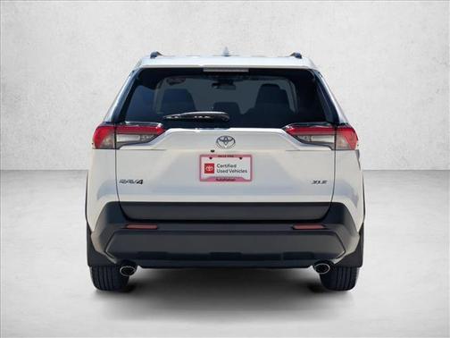 Ice Cap 2024 Toyota RAV4 XLE