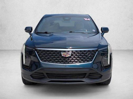 Emerald Lake Metallic 2024 Cadillac XT4 Luxury