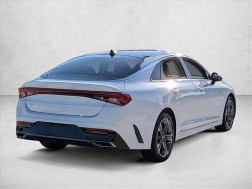 Glacial White Pearl 2022 Kia K5 EX