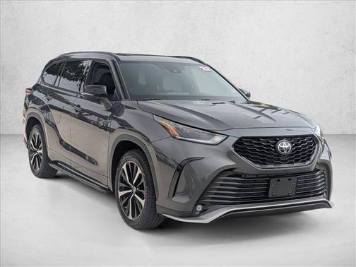 2022 Toyota Highlander XSE