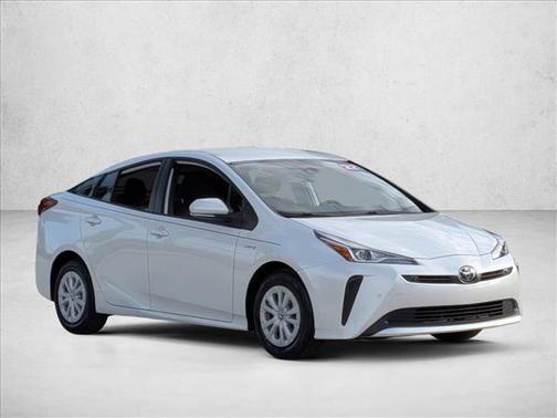 2022 Toyota Prius LE