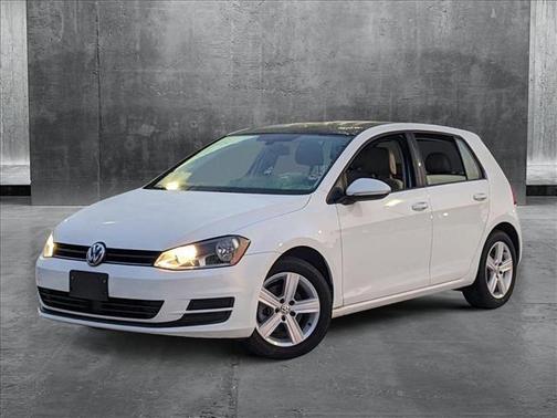 2017 Volkswagen Golf TSI Wolfsburg Edition 4-Door