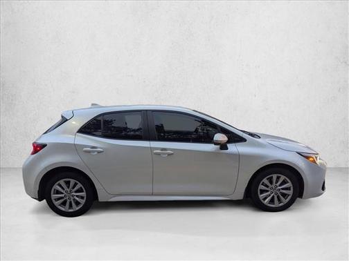 Ice Cap 2023 Toyota Corolla SE