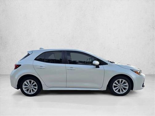 Ice Cap 2023 Toyota Corolla SE