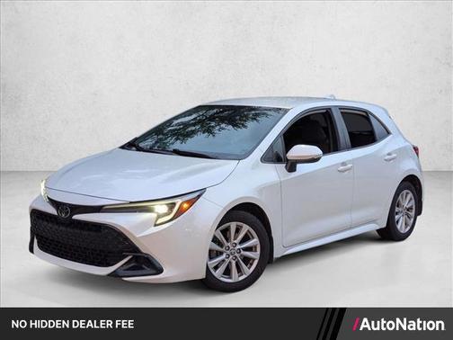 Ice Cap 2023 Toyota Corolla SE