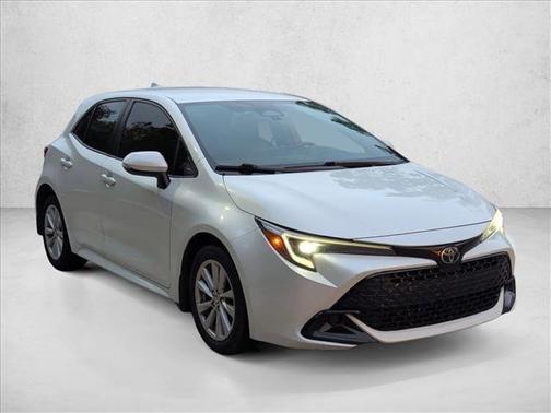 Ice Cap 2023 Toyota Corolla SE