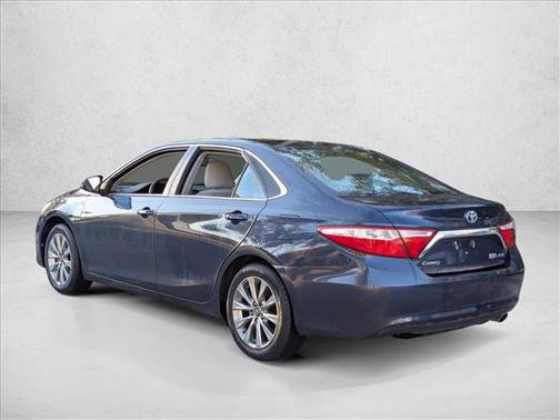 2016 Toyota Camry Hybrid XLE