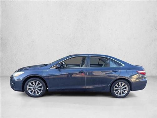 2016 Toyota Camry Hybrid XLE