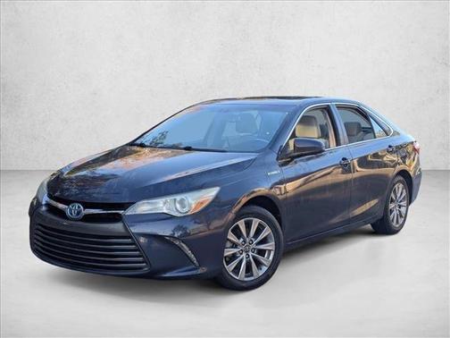 2016 Toyota Camry Hybrid XLE