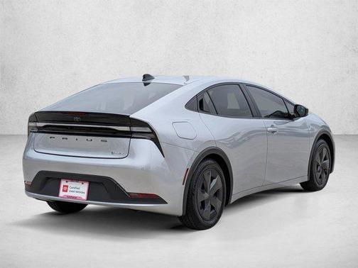 Cutting Edge 2026 Toyota Prius Plug-In Hybrid SE